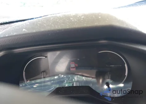 2023 Toyota Rav4 Xle z USA, uszkodzony, nr VIN 2T3P1RFV4PC358695